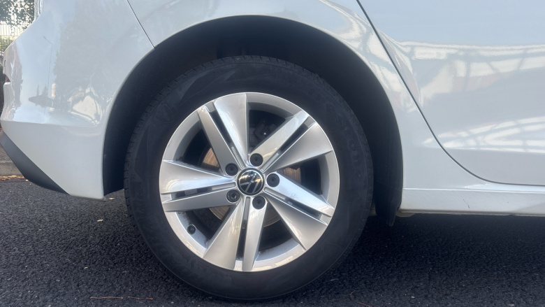 Volkswagen Golf 1.5 TSI Life 5dr Petrol Hatchback